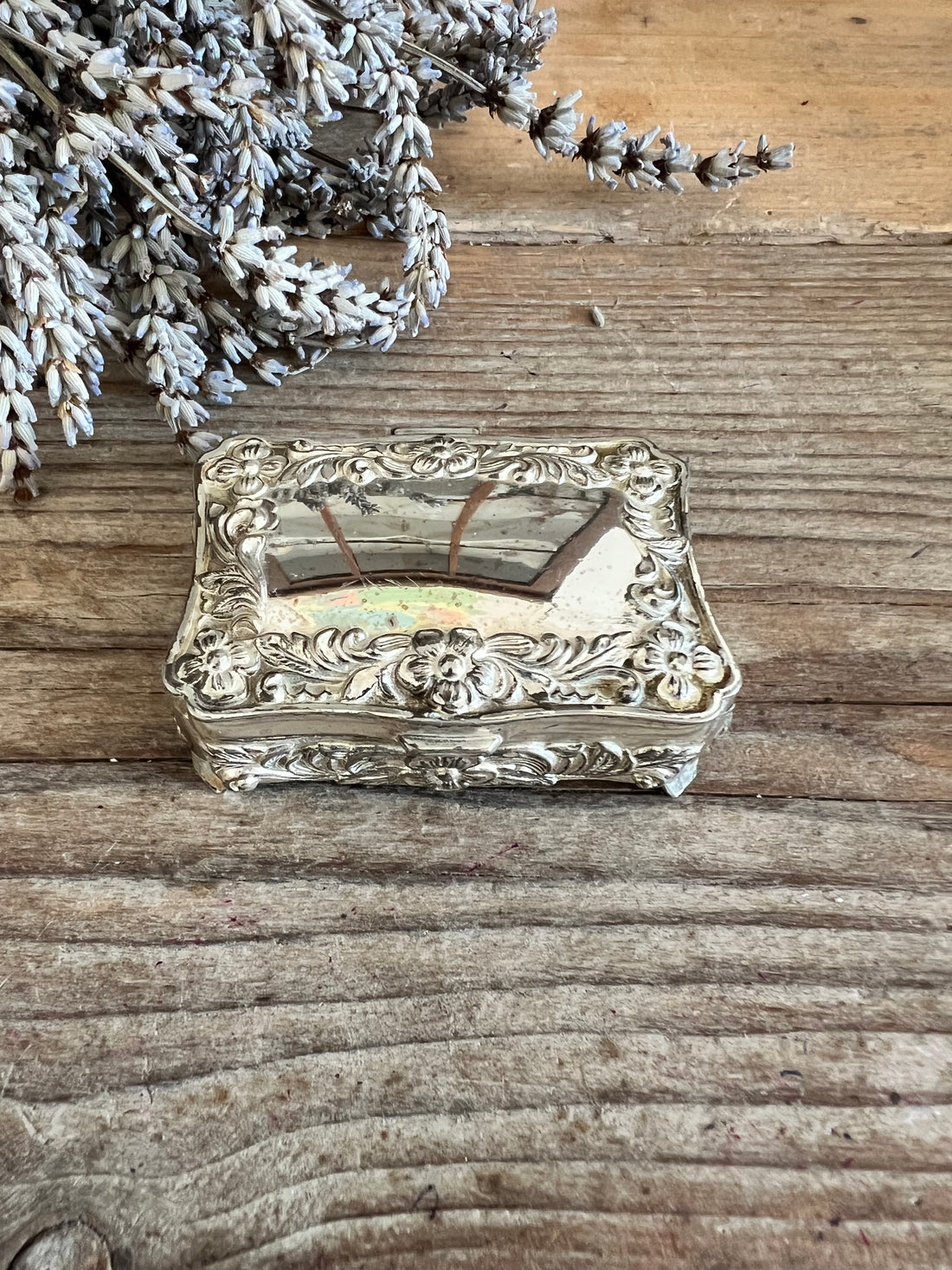 Vintage pillendoosje zilverkleurig