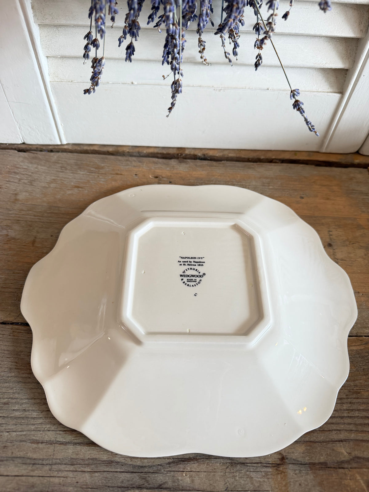 Wedgwood Napoleon Ivy, Wedgwood serveerschaal, Napoleon Ivy schaal, Engels vintage servies, Wedgwood Etruria Barlaston, Wedgwood klimop, vintage serveerschaal, Sofia&