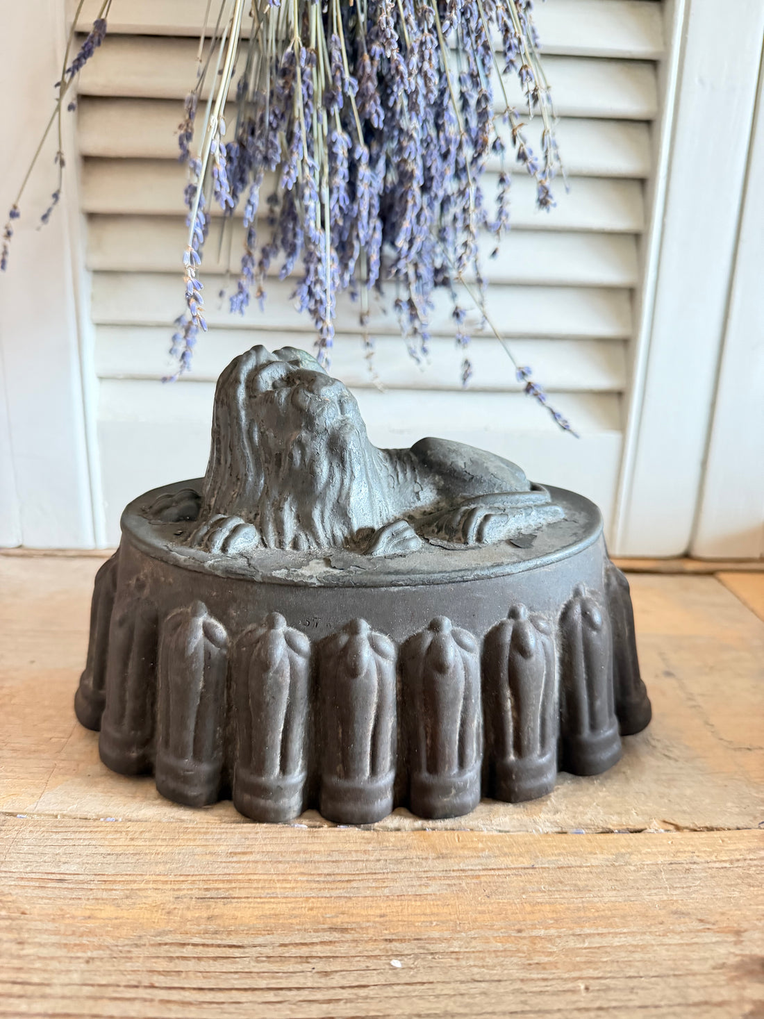 Lion Jelly Mould, antieke puddingvorm leeuw, vintage puddingvorm, Engelse jelly mould, oude bakvorm, antiek keukengerei, decoratieve leeuw, antiek, Sofia&