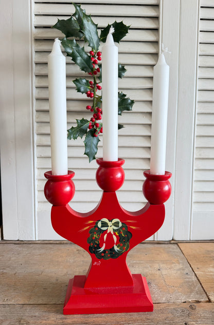 Zweedse kerstkandelaar, houten vintage kandelaar, Scandinavische kerstdecoratie, rode kerstkandelaar, Zweedse kerstversiering, handbeschilderde kandelaar, vintage kerst, Sofia&