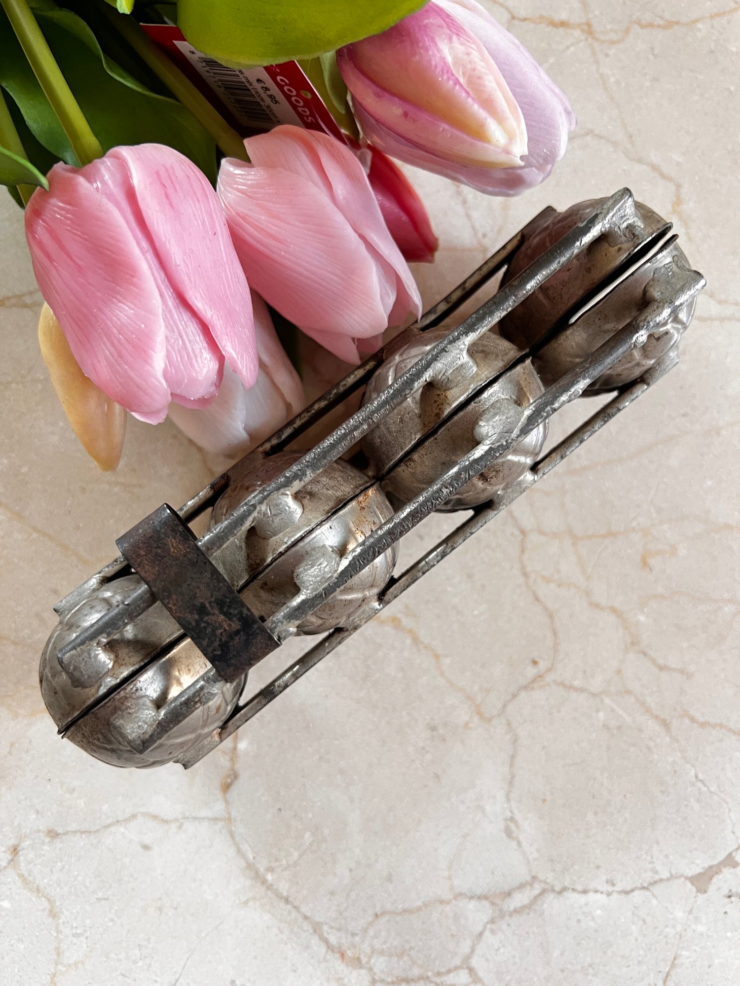 vintage paaseivorm, paaseieren maken, paasei vorm 4 eieren, paasdecoratie vintage, paaseieren vorm, klassieke paasei vorm, paaseieren bakken, nostalgische paaseivorm, unieke paasei vorm, paasbakvorm.