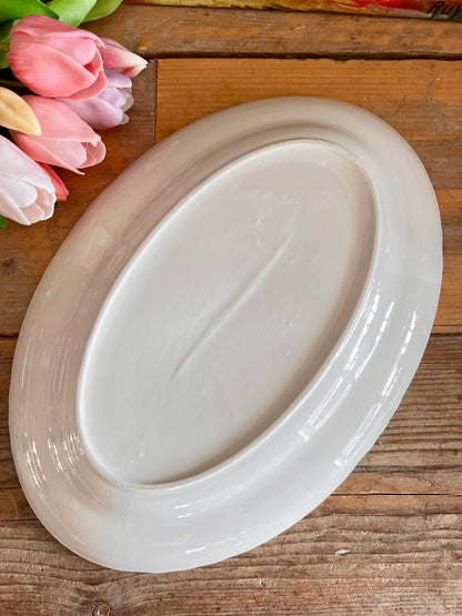 &amp;nbsp;Franse serveerschaal, brocante schaal, zeegroene rand, goudkleurige accenten, serveerschaal, vintage serveerschaal, Franse brocante, decoratieve serveerschaal.