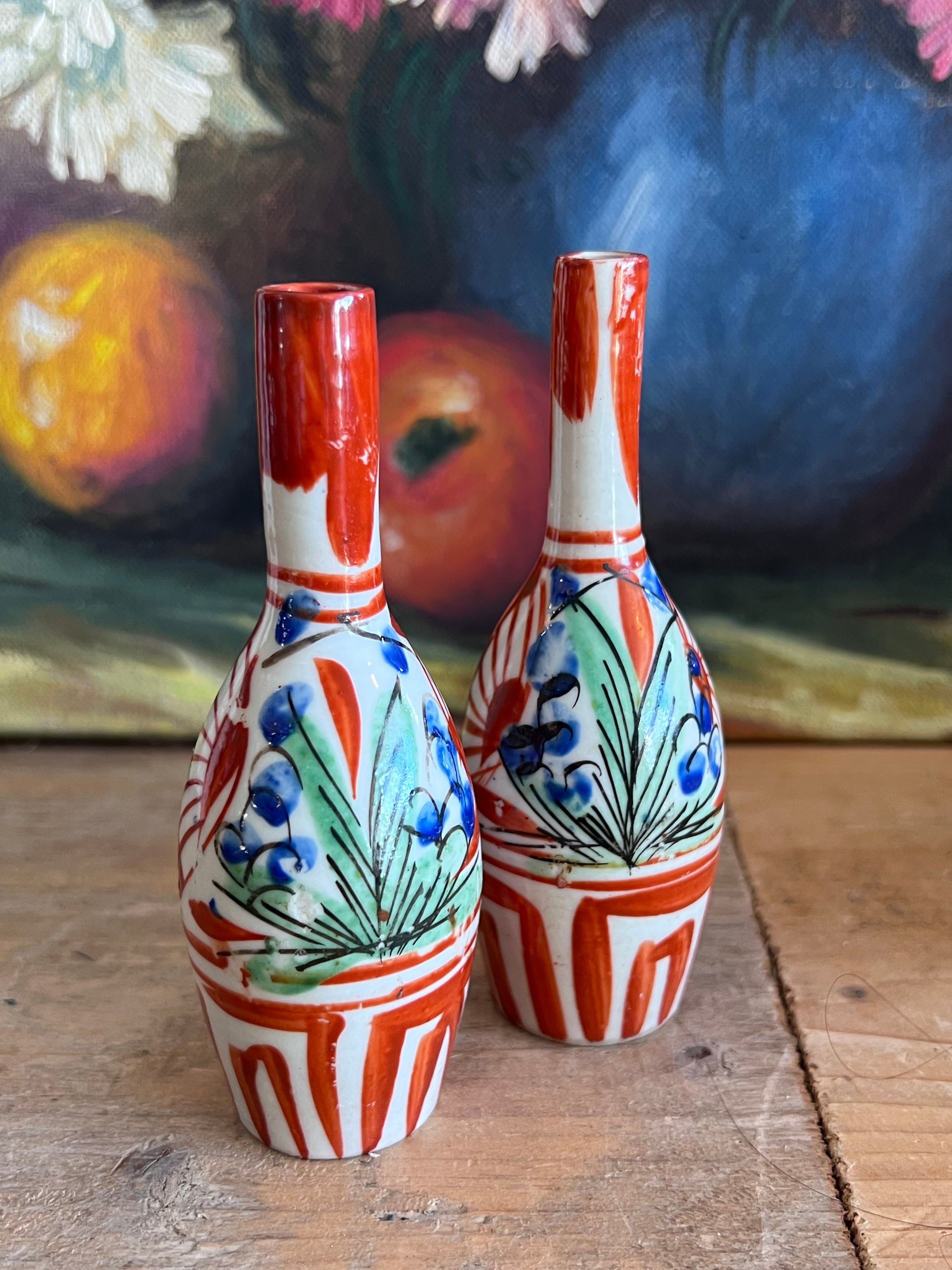 antieke Imari flesjes, Imari sake flesje, Tokkuri flesje, Japanse sake flesjes, antiek Japans porselein, Imari servies, vintage Tokkuri, sake serveren, traditionele Japanse flesjes, Japanse porseleinen flesjes.