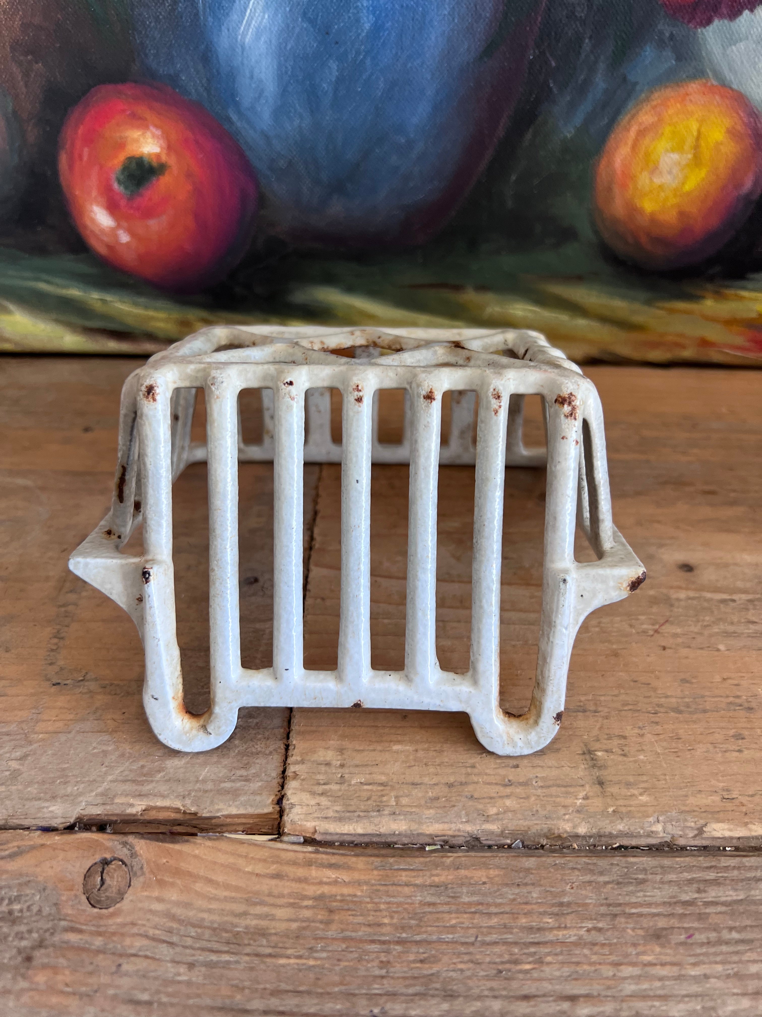 Brocante zeepbakje van gietijzer