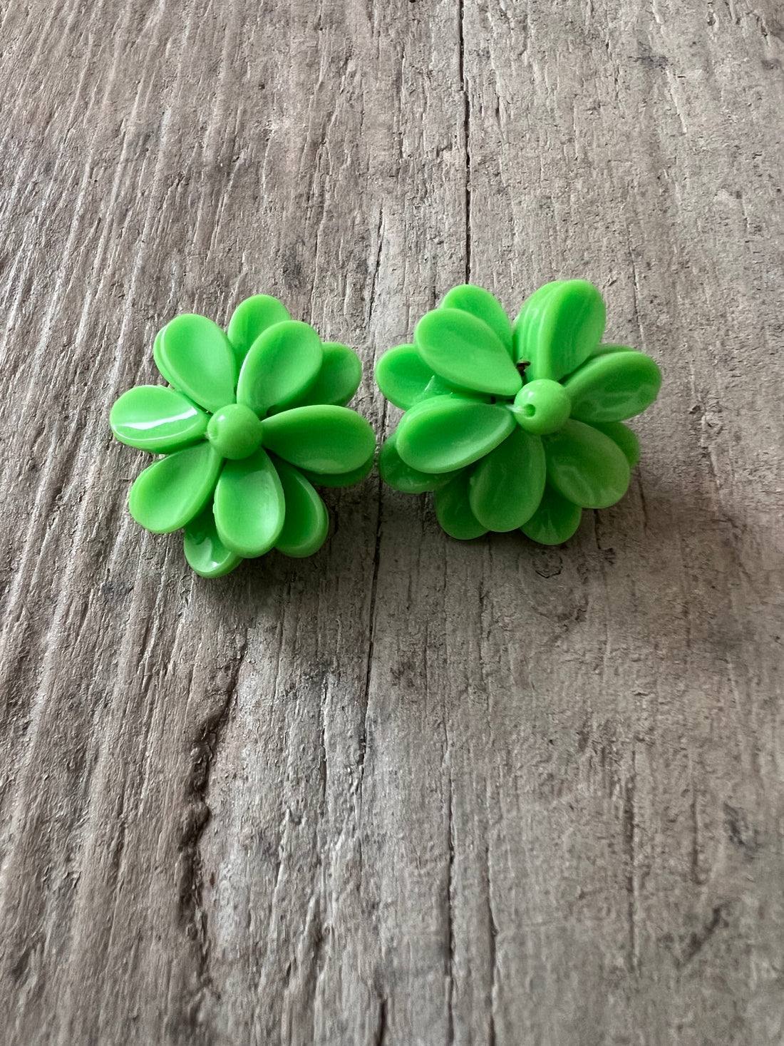 Retro-Blumenohrringe