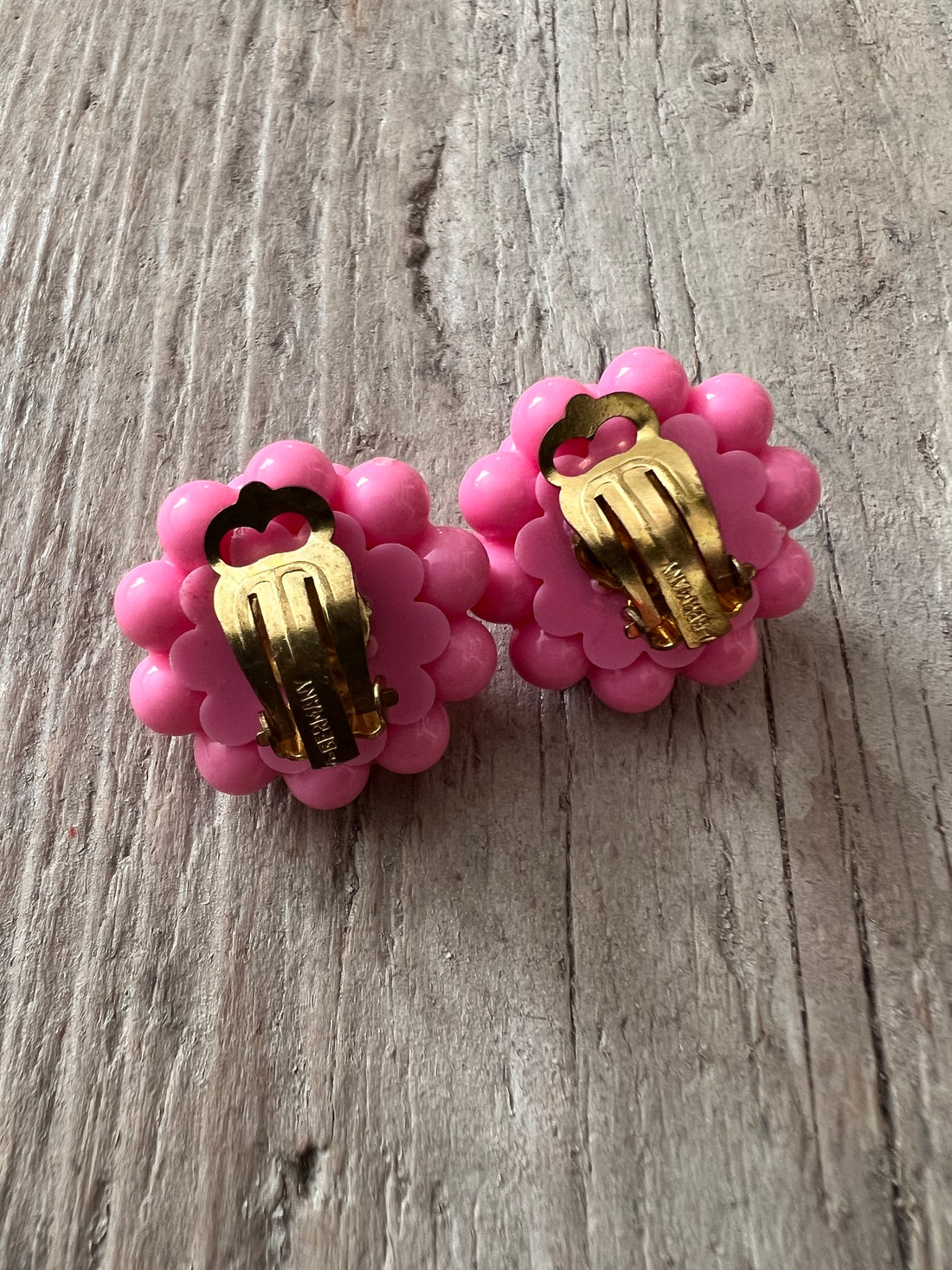 Retro florale Ohrclips rosa
