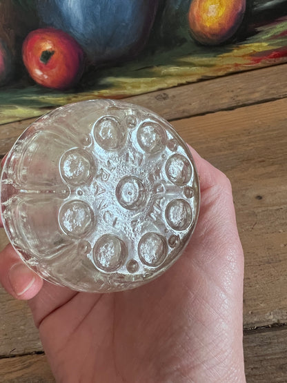 pique fleurs, bloemensteker van glas, flower frog