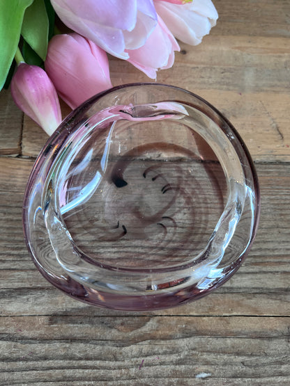 Max Verboeket asbak, kristallen asbak, design asbak, luxe asbak kristal, kunstobject asbak, moderne asbak, exclusieve asbak, decoratieve asbak, unieke asbak, kristal design object