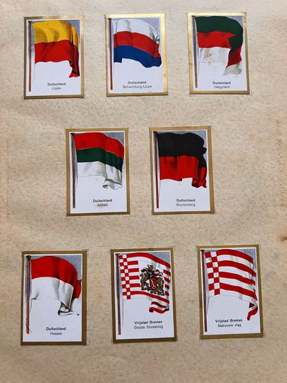 Atlas met vlaggen album van Nederland en Europa