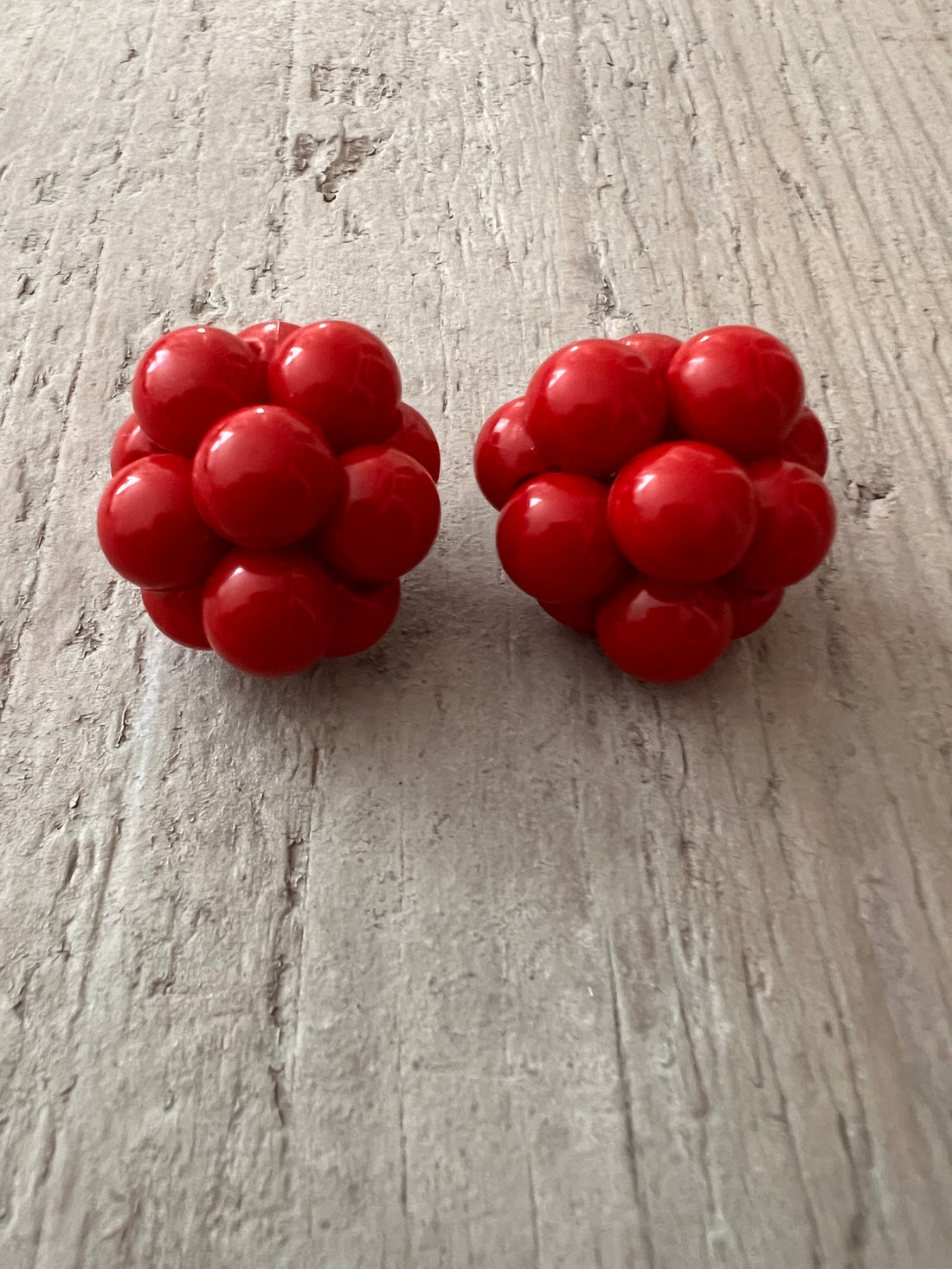 Retro oorbellen rood oorclips