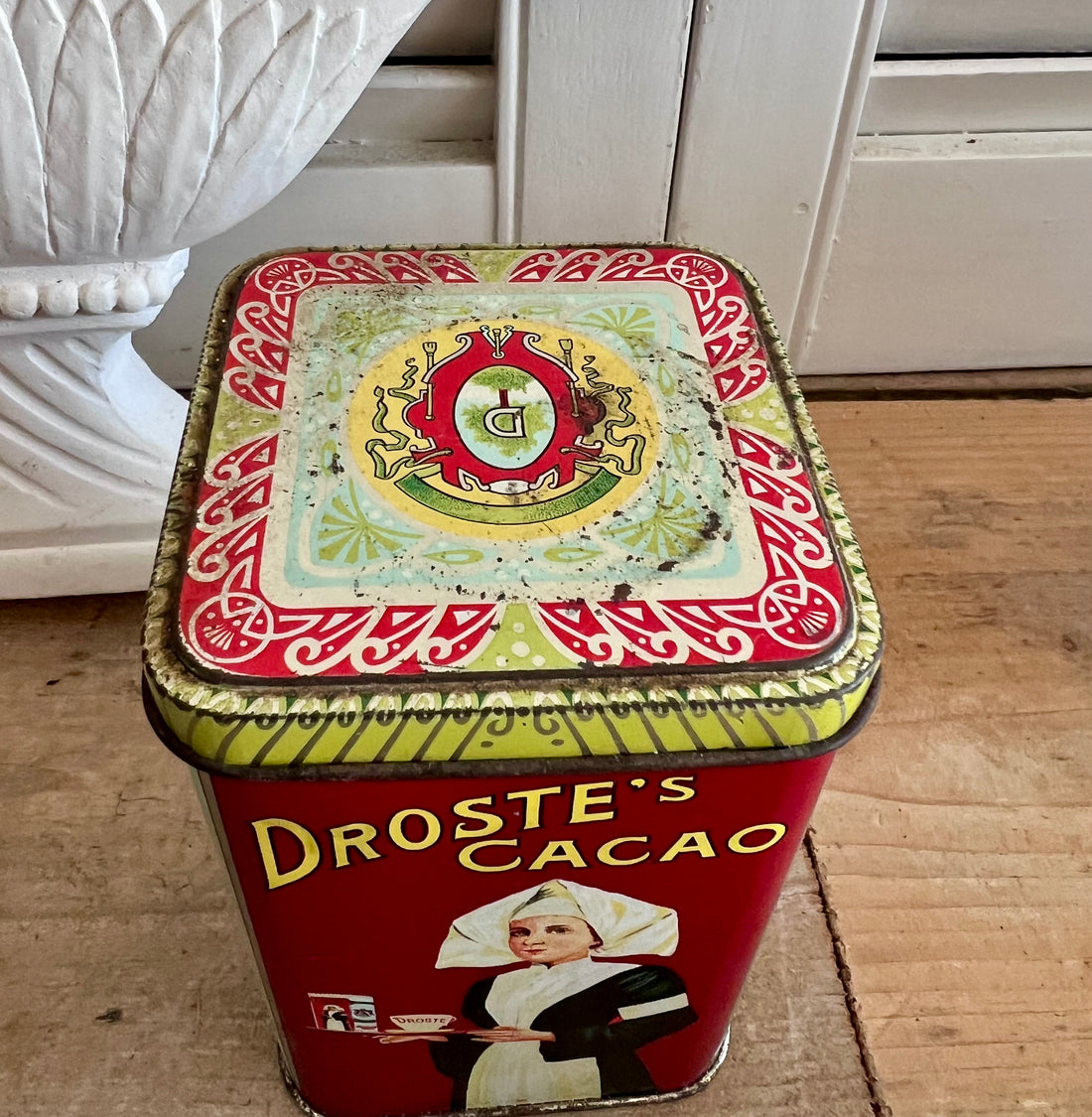 vintage Droste cacao blikje, antiek cacao blik, retro chocolade blik, Droste verzameling, vintage verpakkingen, oldtimer blik Droste, droste cacao souvenir, cacao blikje decoratie, nostalgisch chocolade blikje