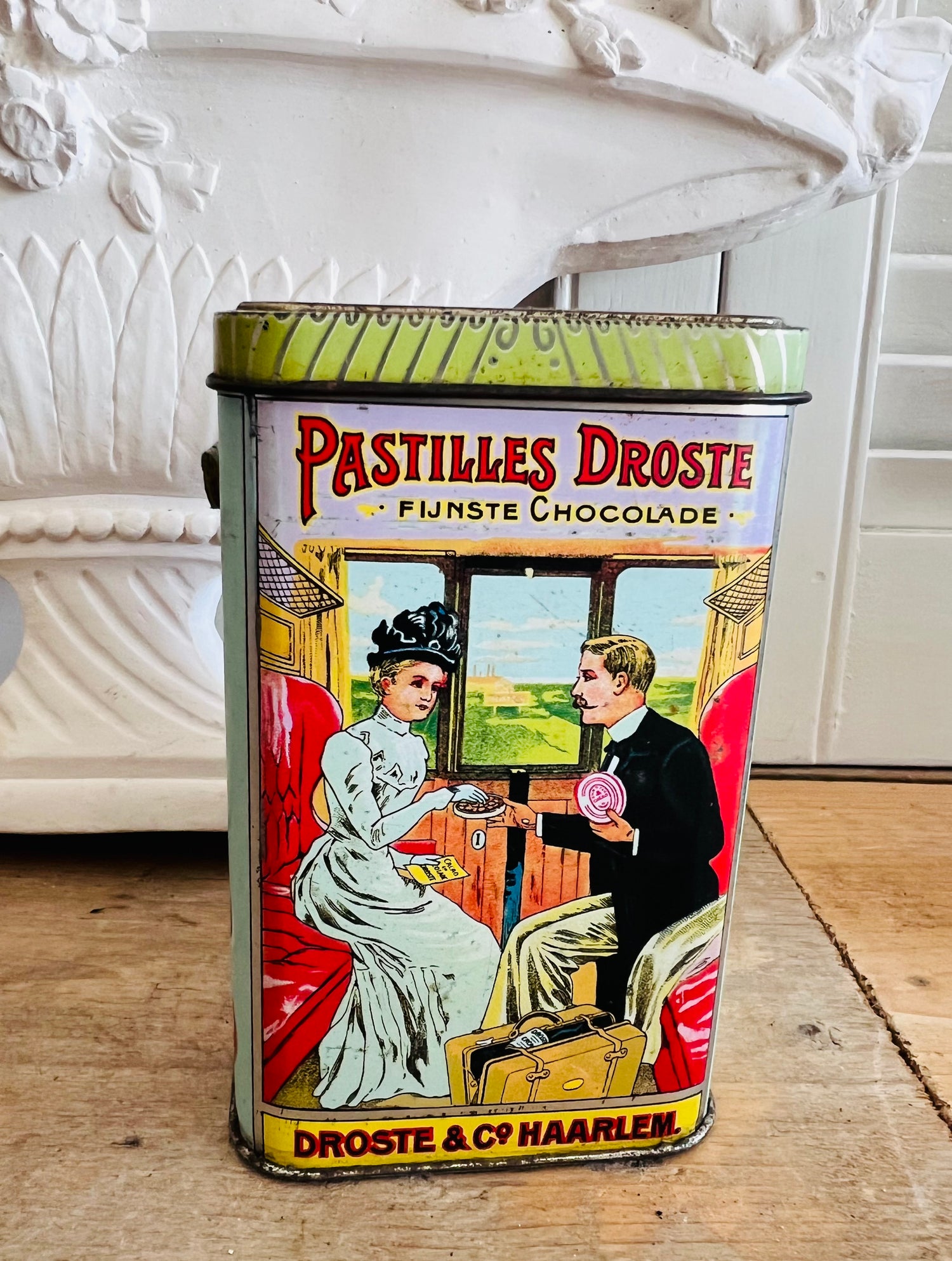 vintage Droste cacao blikje, antiek cacao blik, retro chocolade blik, Droste verzameling, vintage verpakkingen, oldtimer blik Droste, droste cacao souvenir, cacao blikje decoratie, nostalgisch chocolade blikje