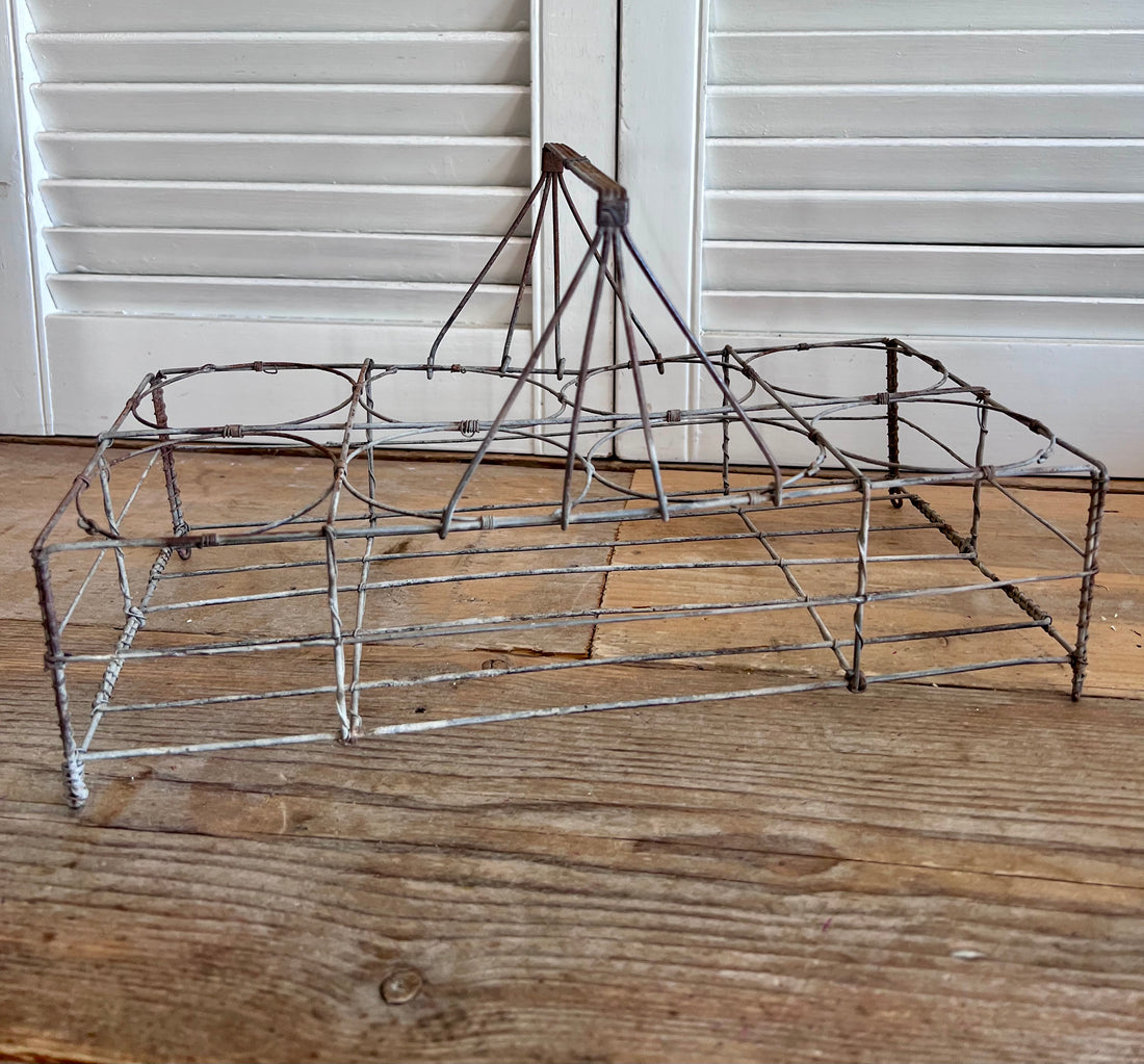 Fil de Fer glazenrekje uit Frankrijk - stijlvol en speels voor glazen of bloemen