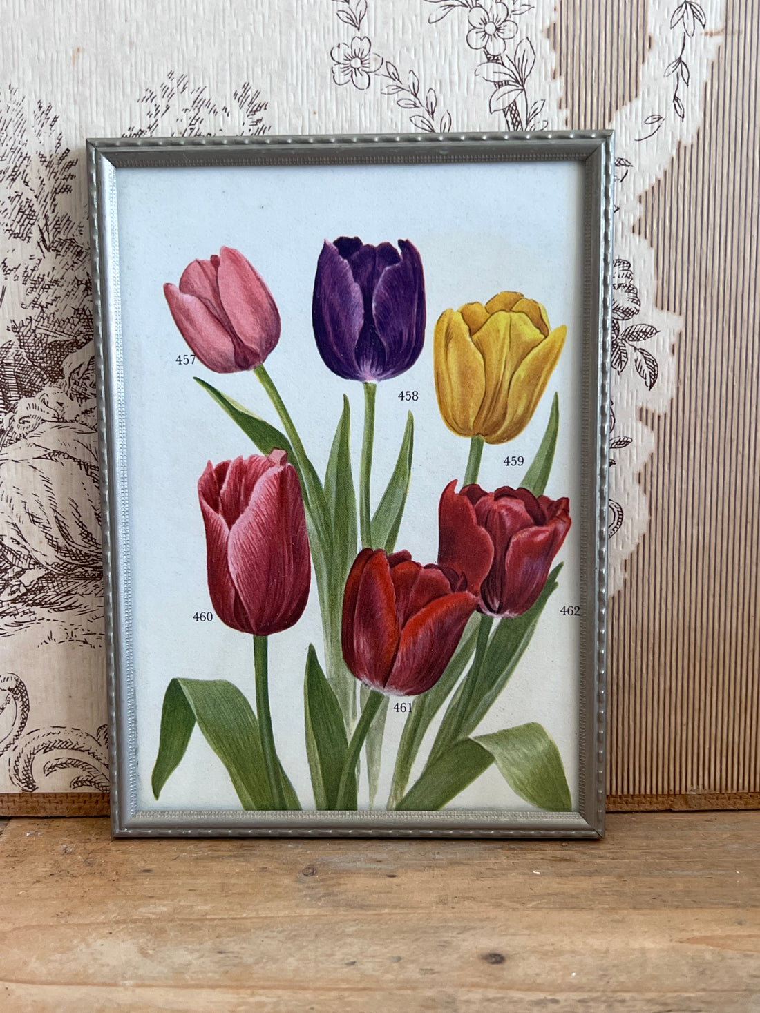- vintage fotolijstje
- vintage fotolijstje met tulpen
- fotolijstje tulpenmotief
- retro fotolijstje
- fotolijstje bloemen
- vintage interieuraccessoires
- fotolijstje vintage stijl