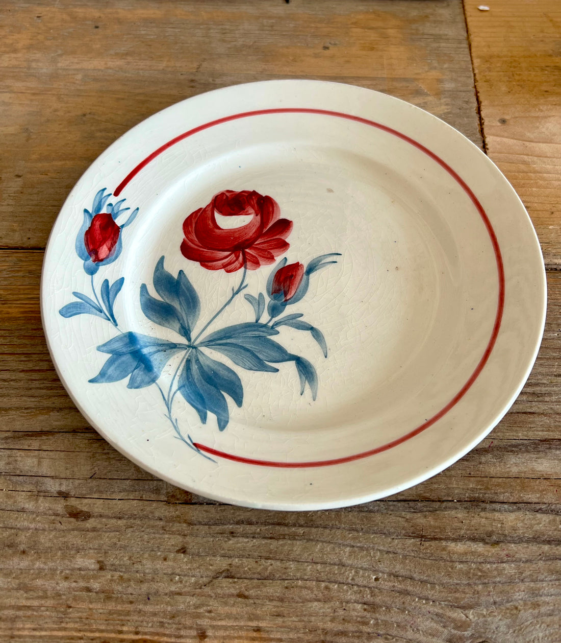 Frans servies met rozen Lorain