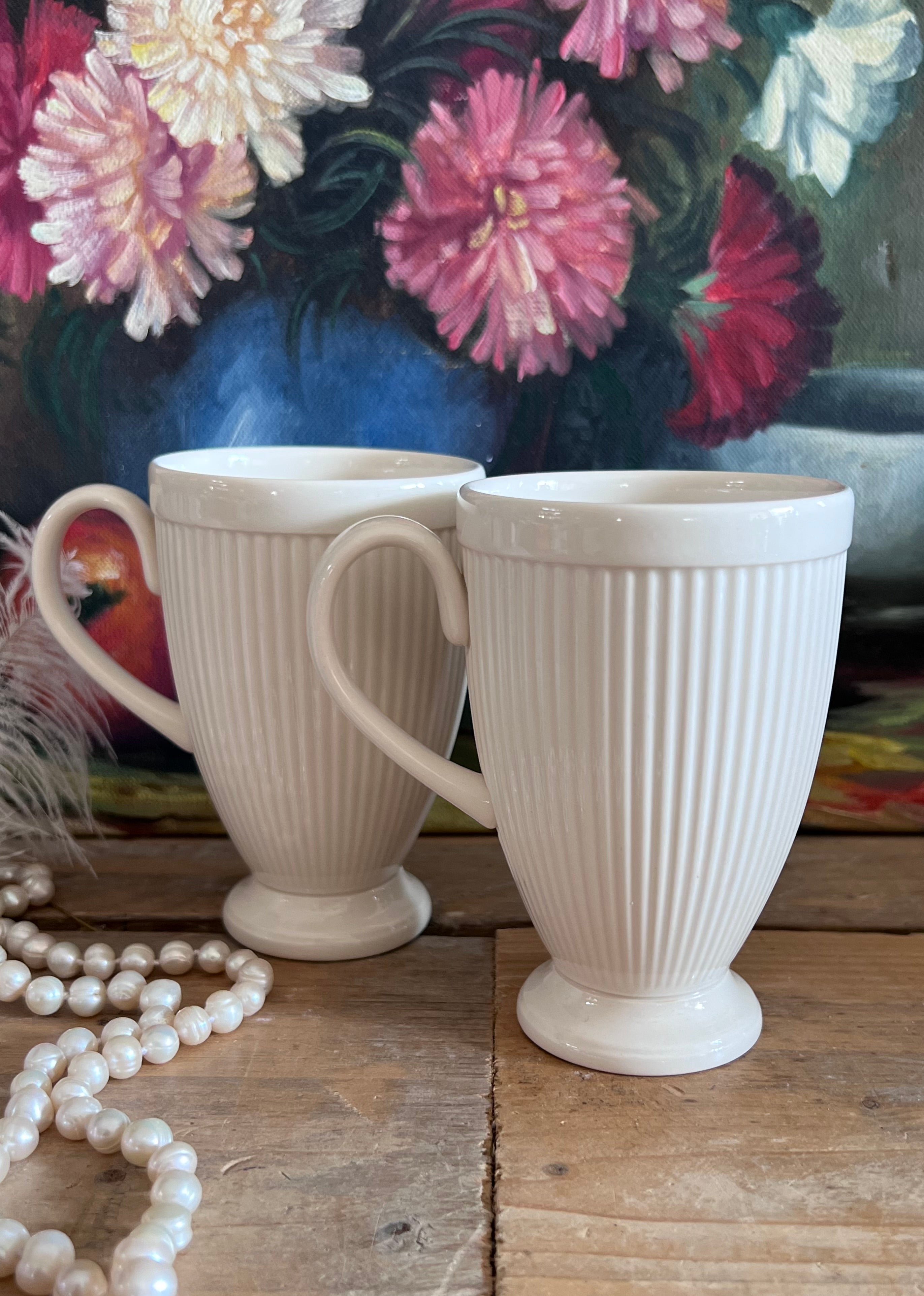 Wedgwood Windsor mok op voet