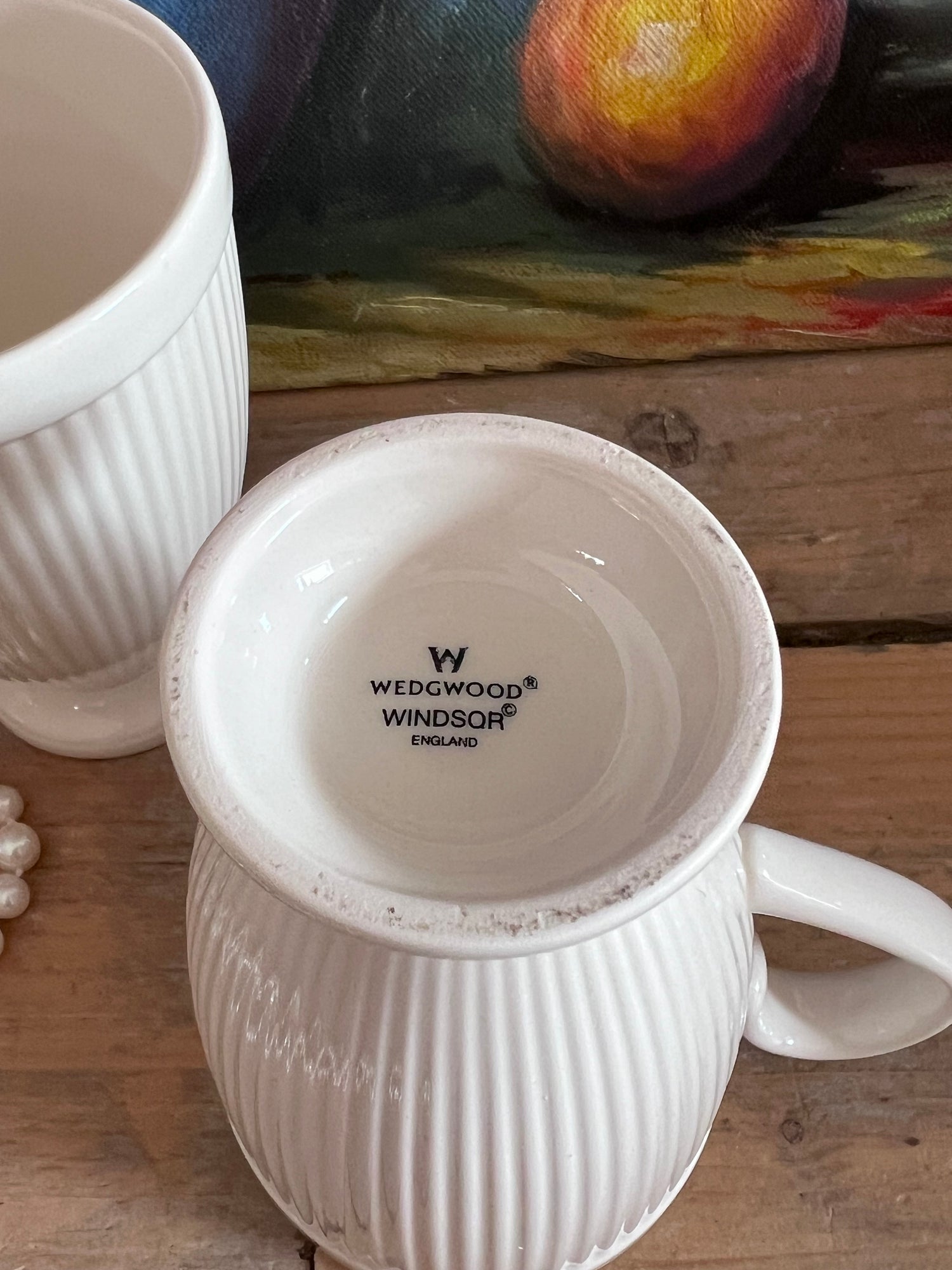 Wedgwood Windsor mok op voet