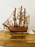 Miniatuur driemaster van hout