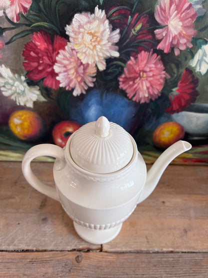 Wedgwood Edme koffiepot, Wedgwood vintage koffiepot, groene stempel Wedgwood, antieke koffiepot Wedgwood, Wedgwood servies, vintage porselein, klassieke koffiepot, Wedgwood Edme porselein, verzamelobject Wedgwood, originele Wedgwood koffiepot, groen stempel