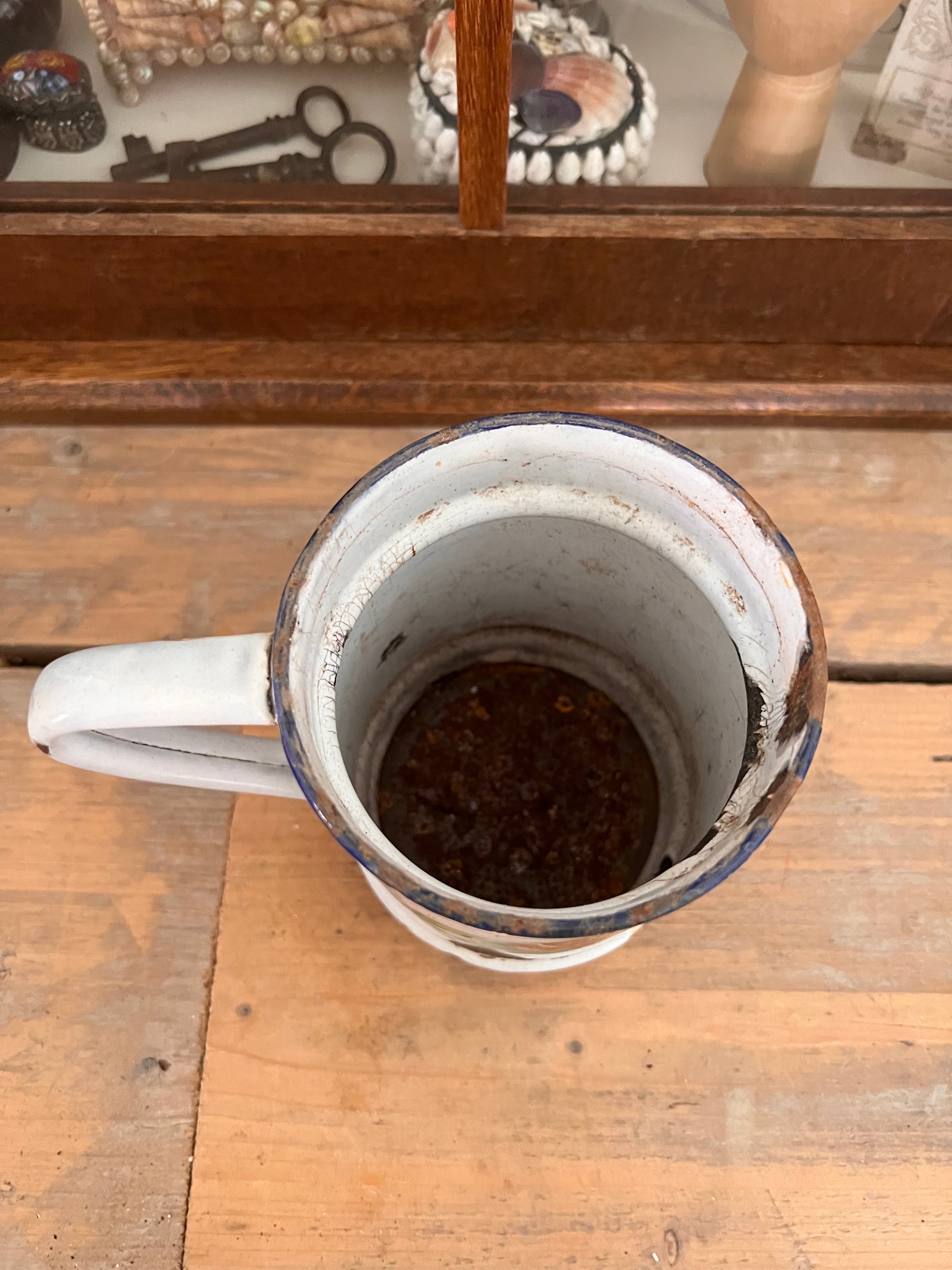 Französische Emaille-Kaffeekanne weiß
