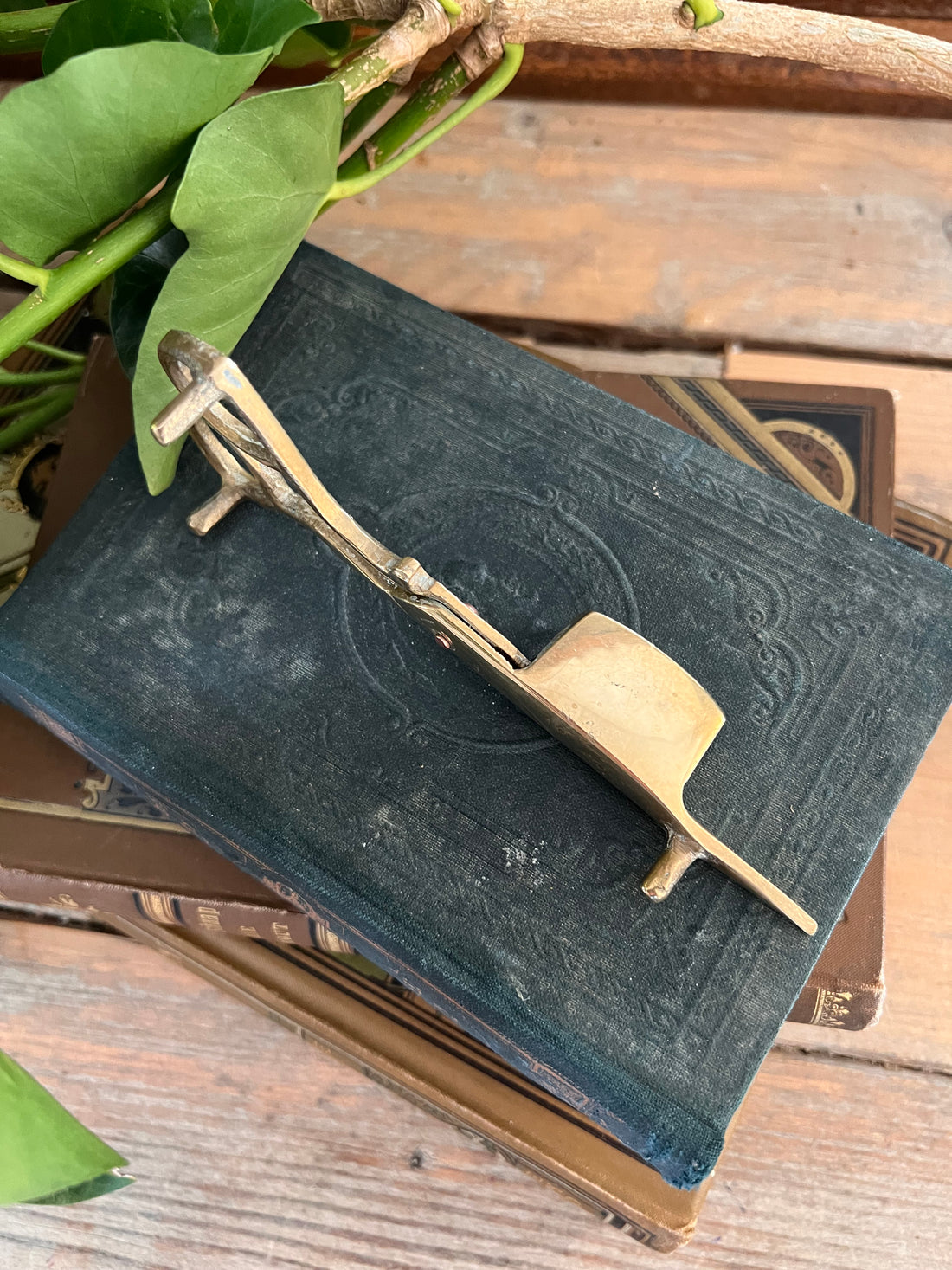 Antique fuse cutter antique