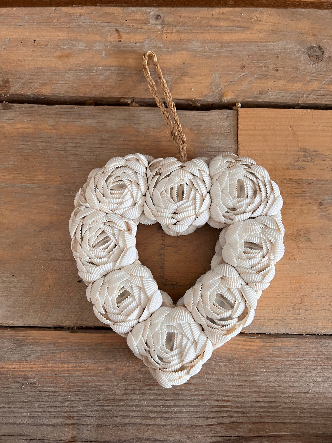 Shell pendant heart