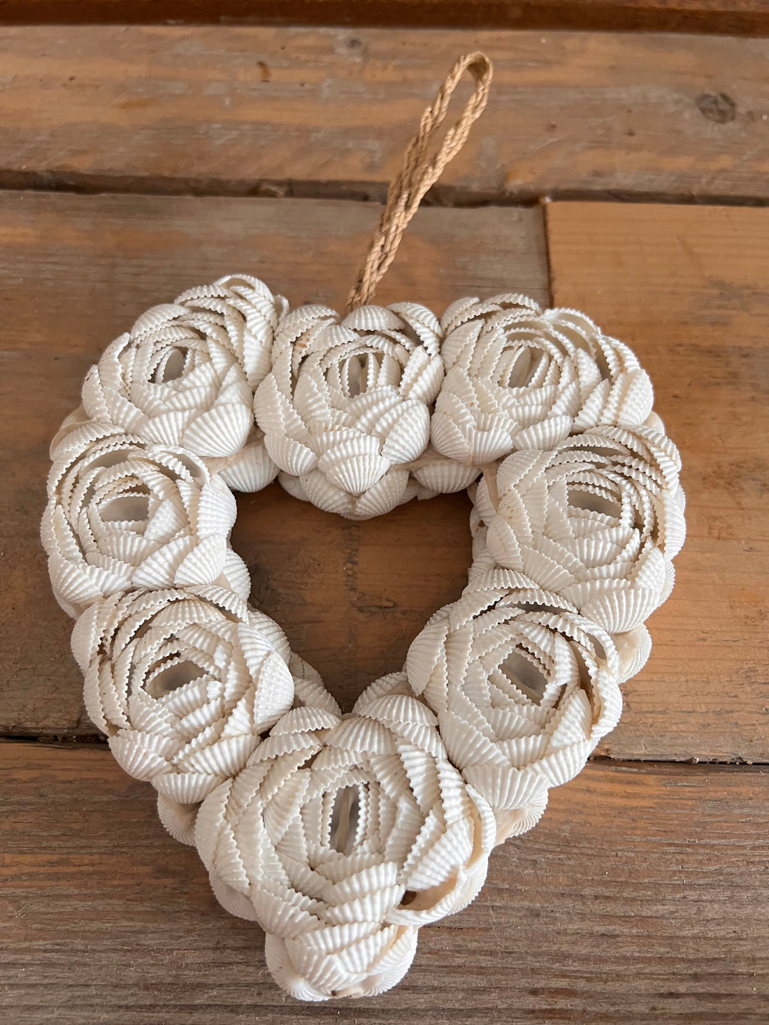 Shell pendant heart