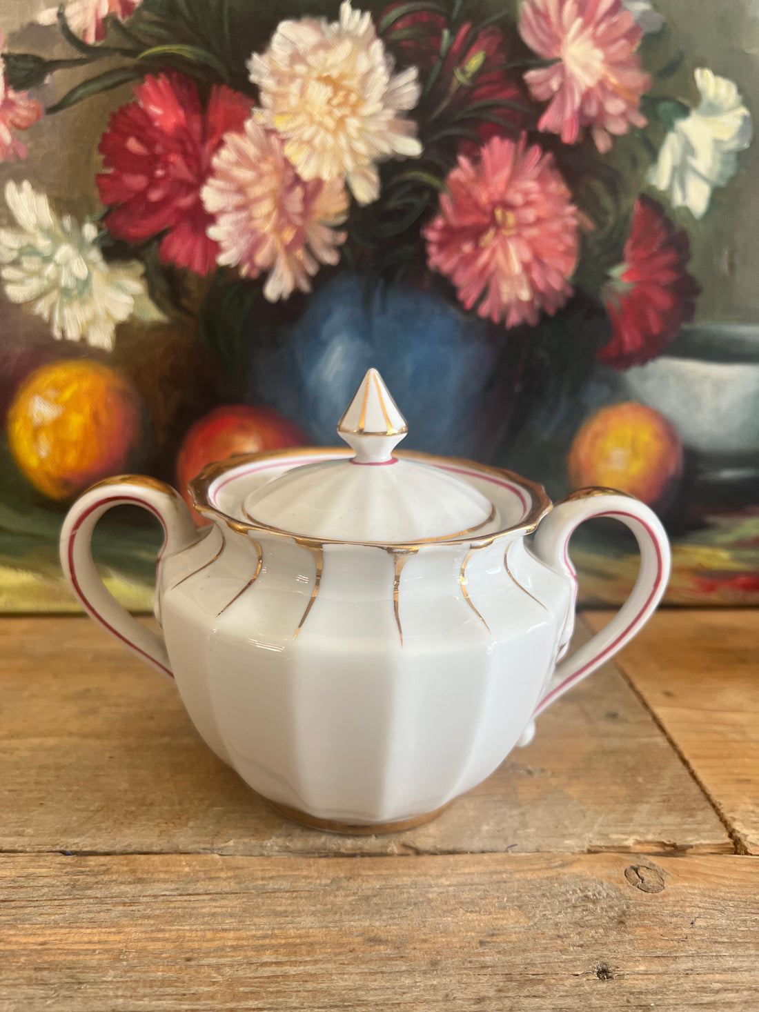 Vintage suikerpot met sierlijke details