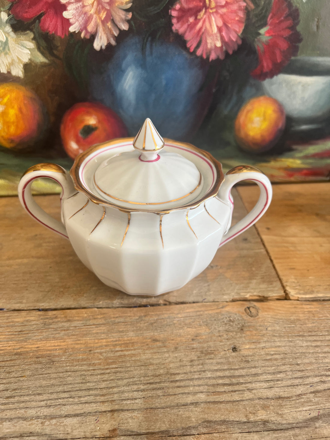 Vintage suikerpot met sierlijke details