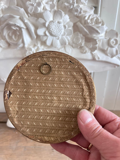 &amp;nbsp;antiek lijstje bloemenprentje, rond vintage lijstje, bloemenprentje antiek, antieke decoratie met bloemen, vintage ronde lijst, oud lijstje met bloemenprints