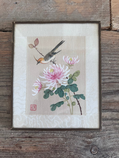 Chinees schilderijtje zijde, handgeschilderd schilderij zijde, vintage zijden schilderijtje, vogel schilderij op zijde, authentiek Chinees kunstwerk, handgemaakte zijden decoratie, zachte tinten schilderijtje, uniek zijden kunstwerk.