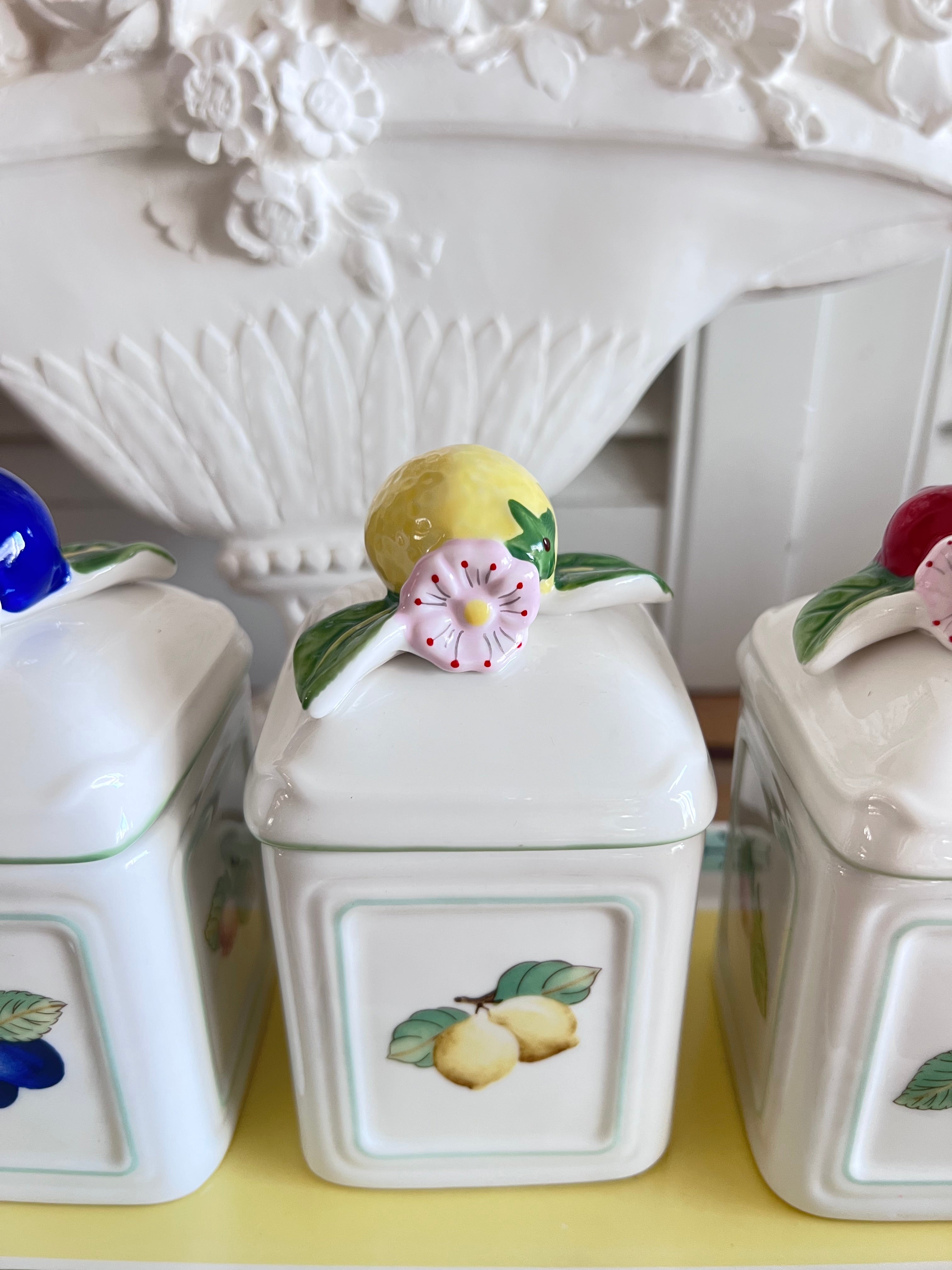 Villeroy &amp;amp; Boch jampotjes, French Garden Charm, puntgave jampotjesset, porseleinen jampot, Villeroy &amp;amp; Boch ontbijtservies, vintage French Garden Charm, stijlvolle jampot set, Villeroy &amp;amp; Boch porselein, Franse tuinmotieven, Villeroy &amp;amp; Boch servies kopen