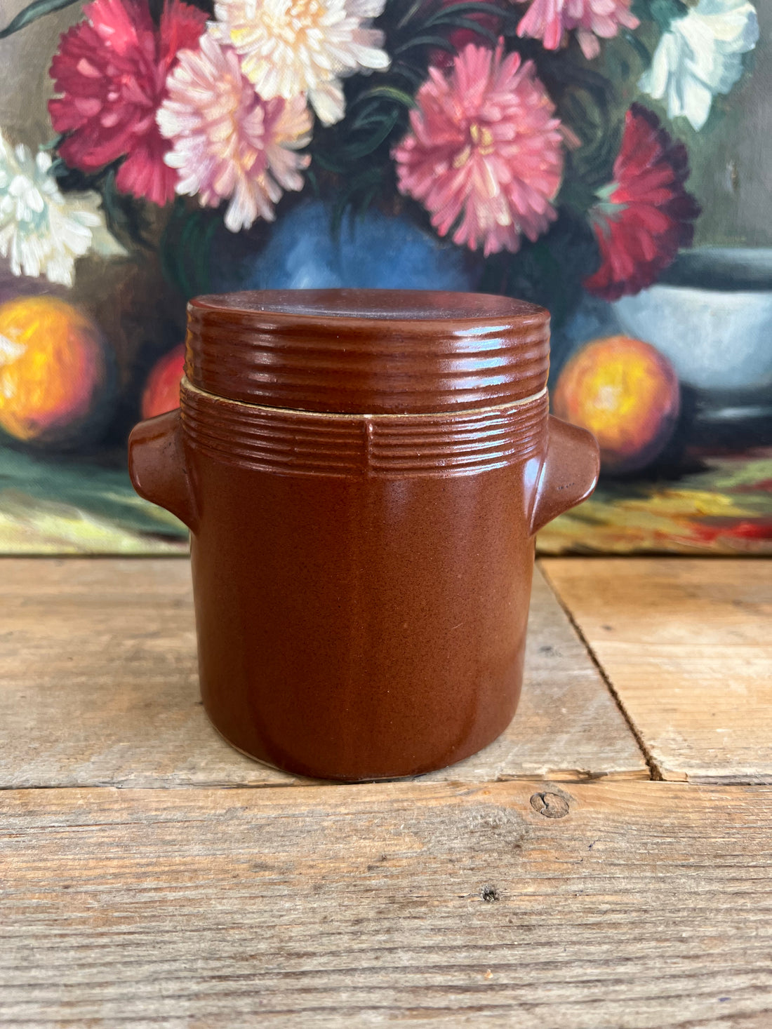 Bruine gres pot met deksel