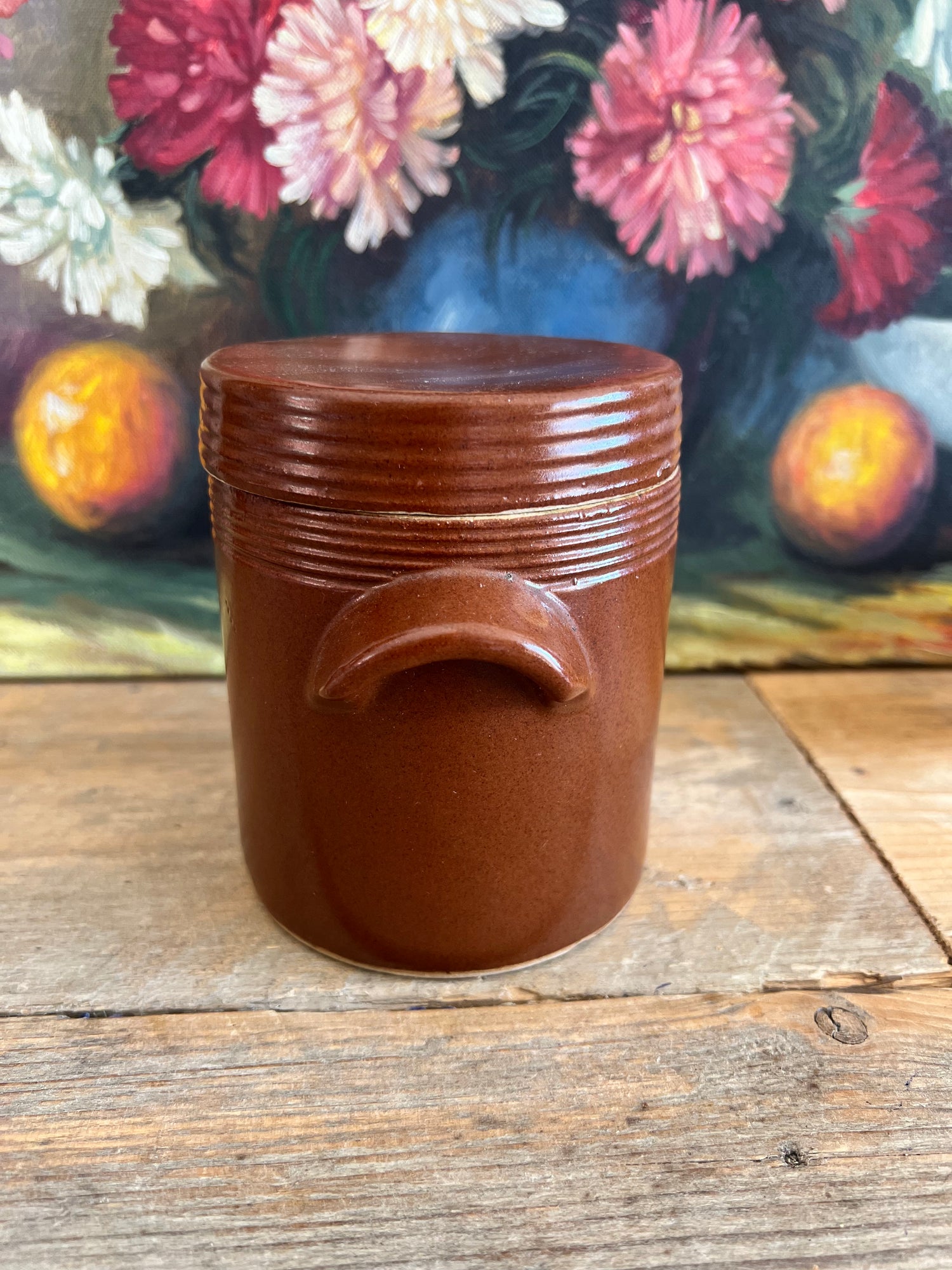 Bruine gres pot met deksel